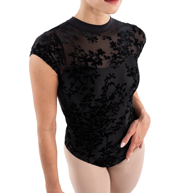 Capezio Rudi, ženski dres uz vrat Capezio Rudi, ženski dres uz vrat