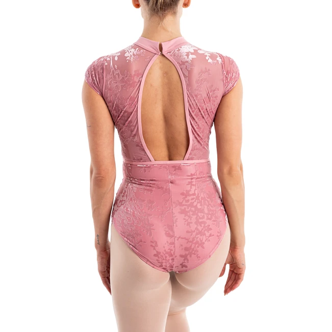 Capezio Rudi, ženski dres uz vrat Capezio Rudi, ženski dres uz vrat
