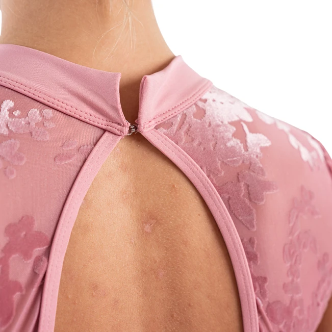 Capezio Rudi, ženski dres uz vrat Capezio Rudi, ženski dres uz vrat