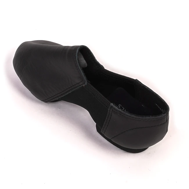 Capezio Nova suede sole, ženske jazz cipele na navlačenje s potplatom od brušene kože Capezio Nova suede sole, ženske jazz cipele na navlačenje s potplatom od brušene kože